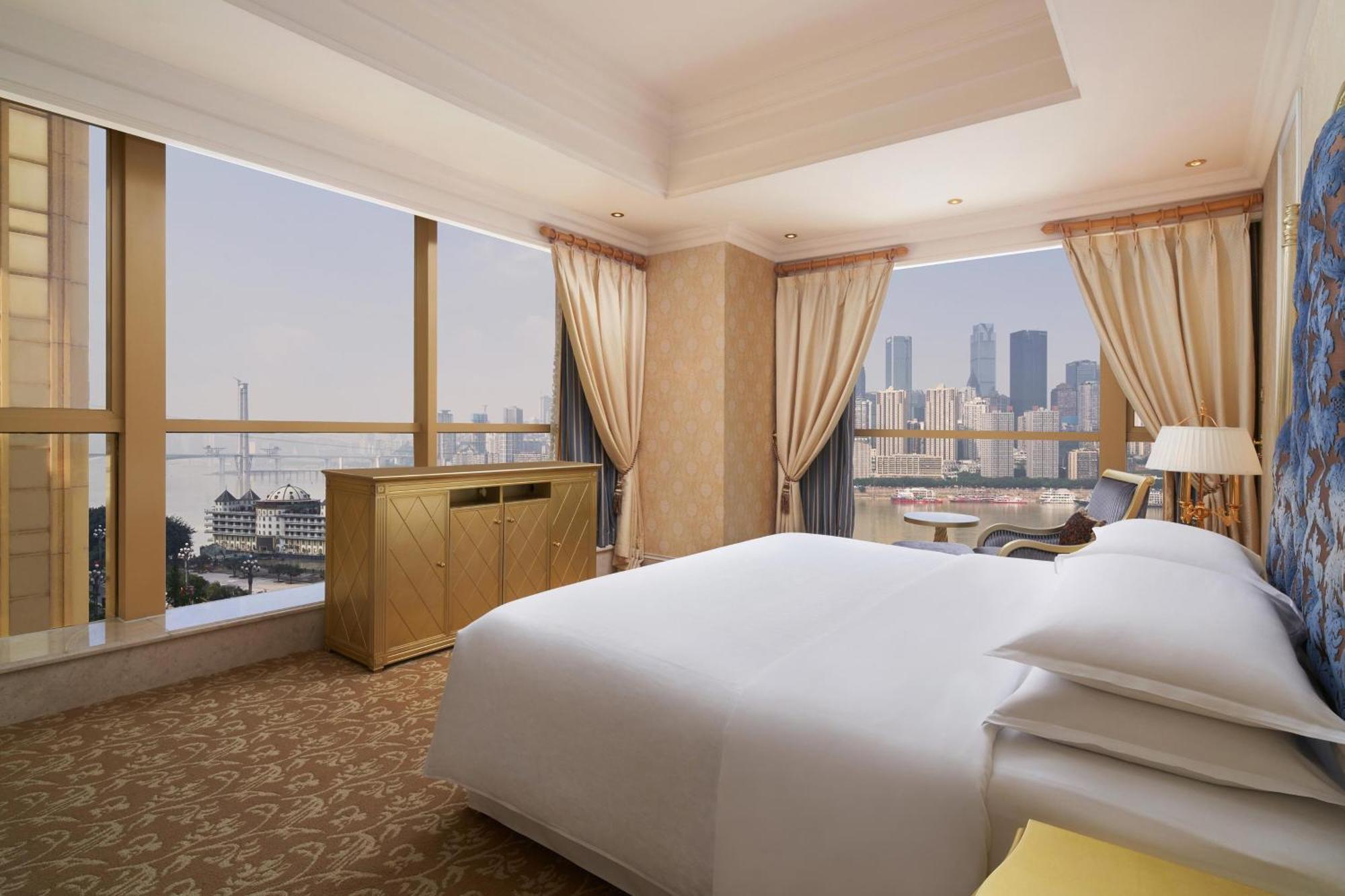 Sheraton Chongqing Hotel Exterior foto
