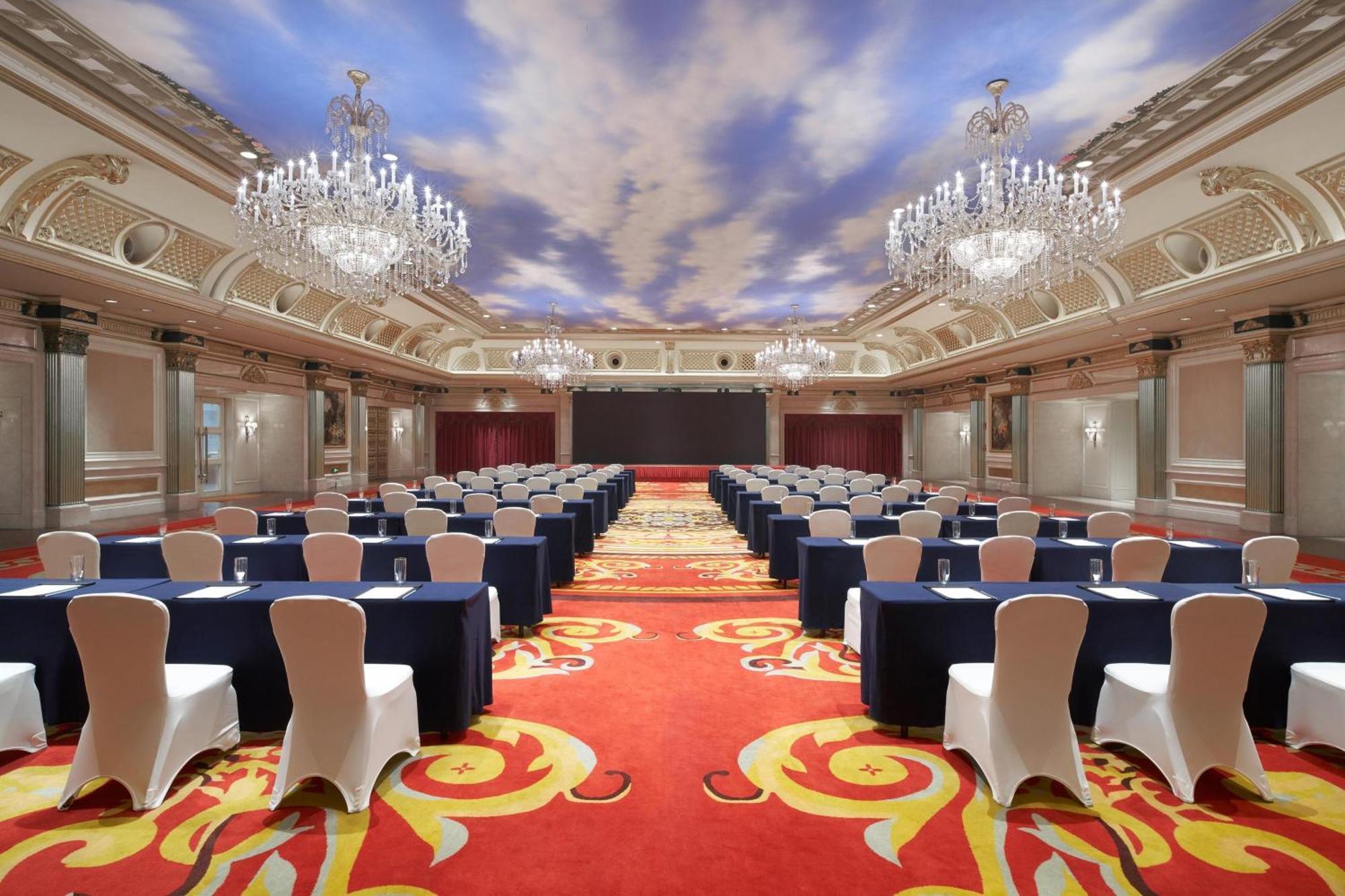 Sheraton Chongqing Hotel Exterior foto